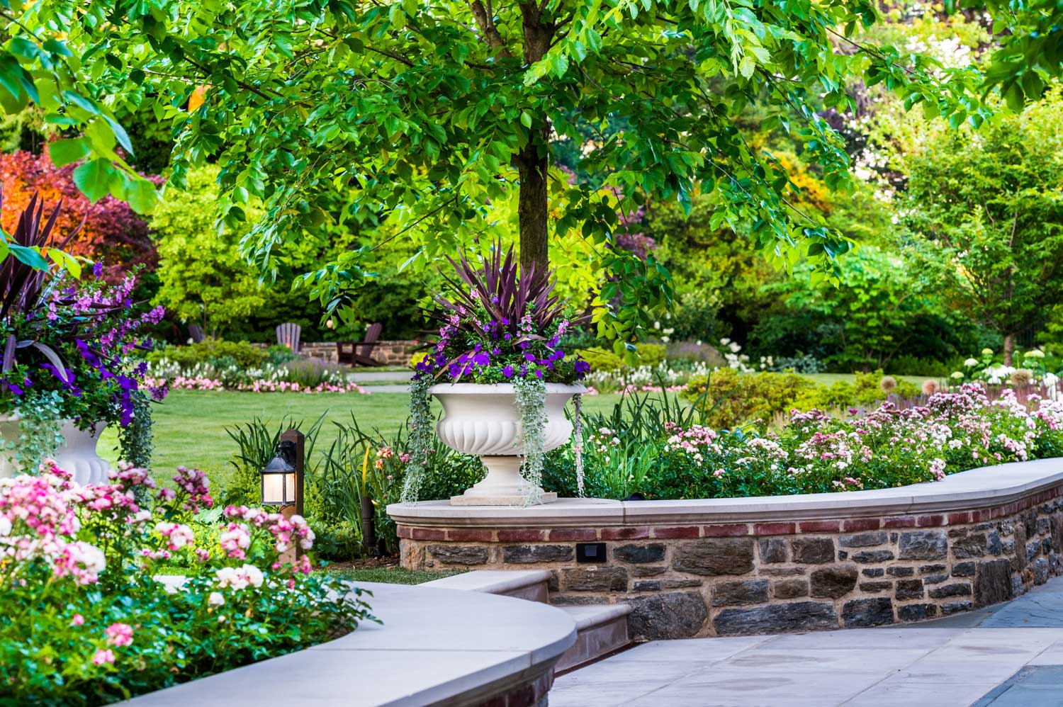 Gladwyne, Pennsylvania Seasonal Planters