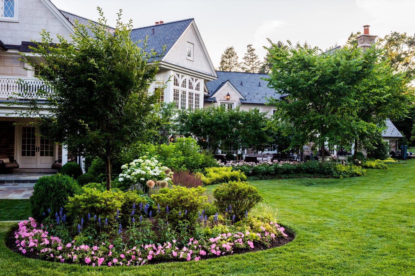 Yard Design [target:city] thumbnail